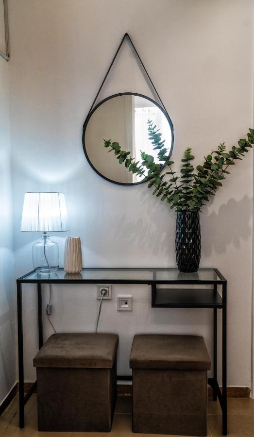 Lux Garden Apartment Near Acropolis In The Heart Of Athens Atenas Exterior foto
