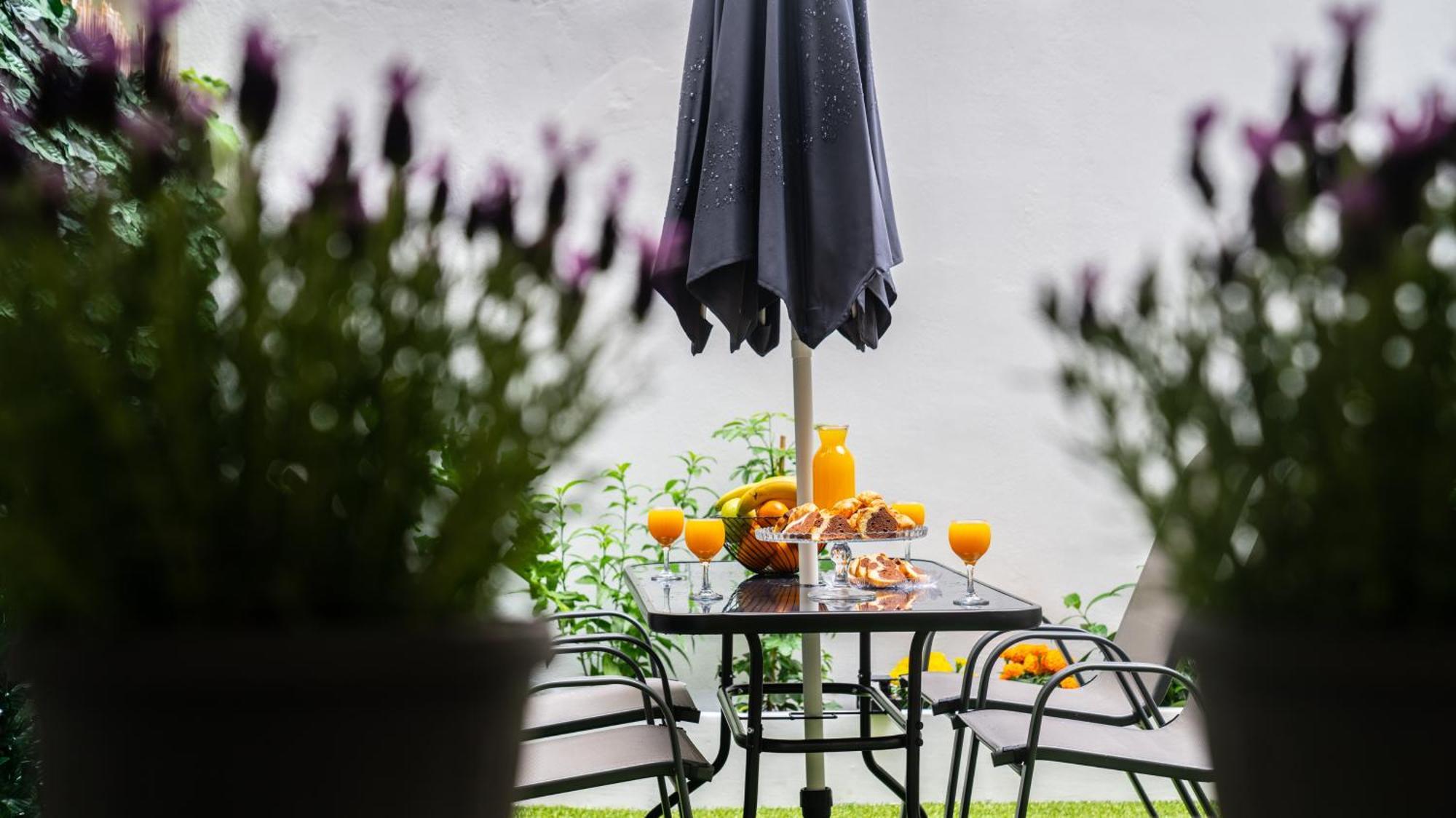 Lux Garden Apartment Near Acropolis In The Heart Of Athens Atenas Exterior foto